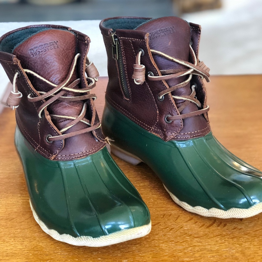 Sperry Saltwater Duck Boots Size 9